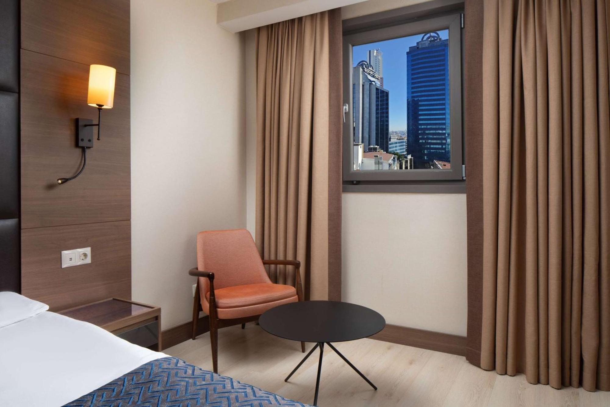 Tryp By Wyndham Istanbul Sisli Hotel Exterior foto