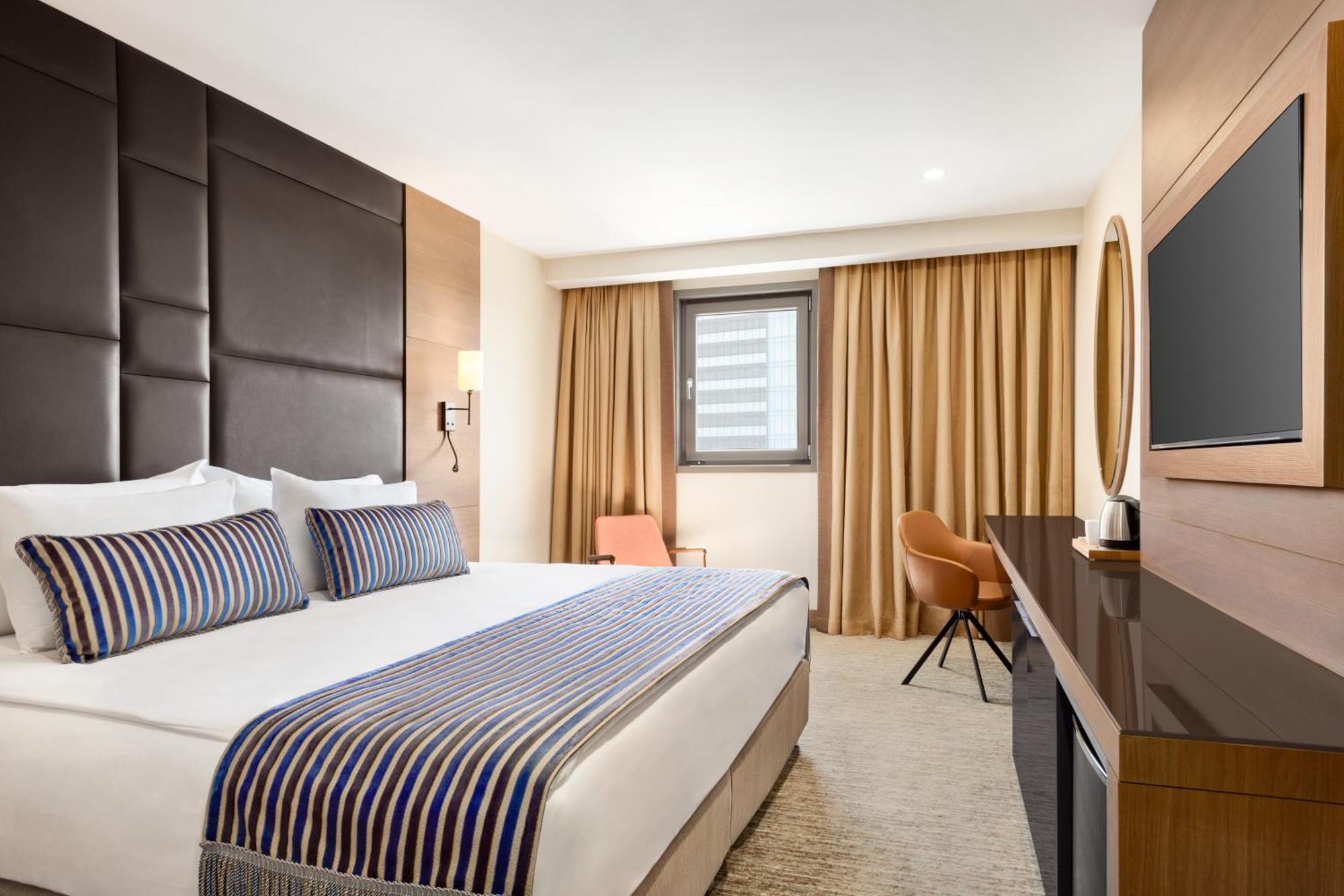 Tryp By Wyndham Istanbul Sisli Hotel Exterior foto